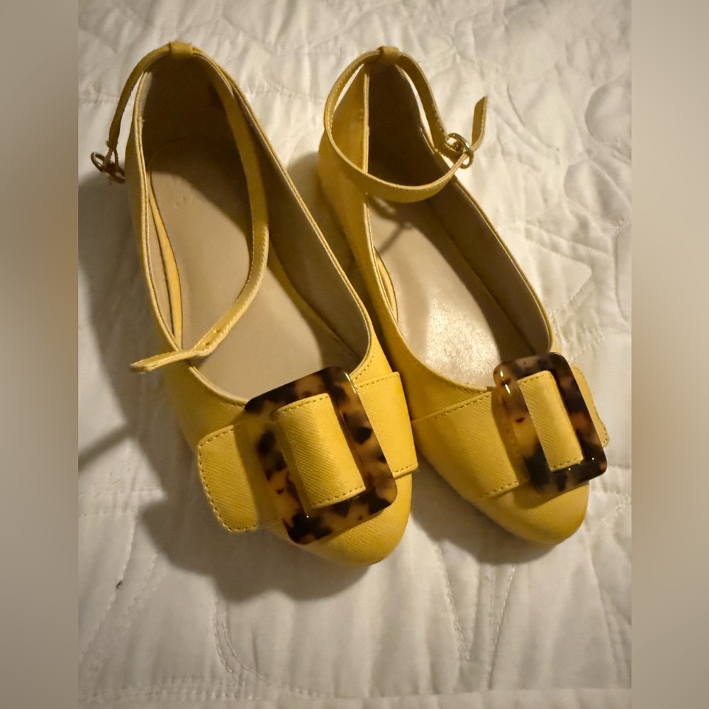 Janie and Jack Yellow Pointed-Toe Ankle Strap Flats